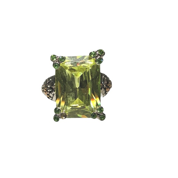 STERLING SILVER LIME GREEN FACETED STONE COCKTAIL RING SIZE 7 - Picture 7 of 16